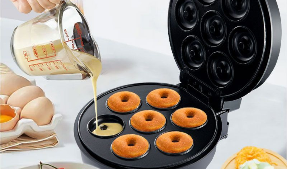 Вот такие небольшие получаются пончики. Картинка из yandex.ru/images