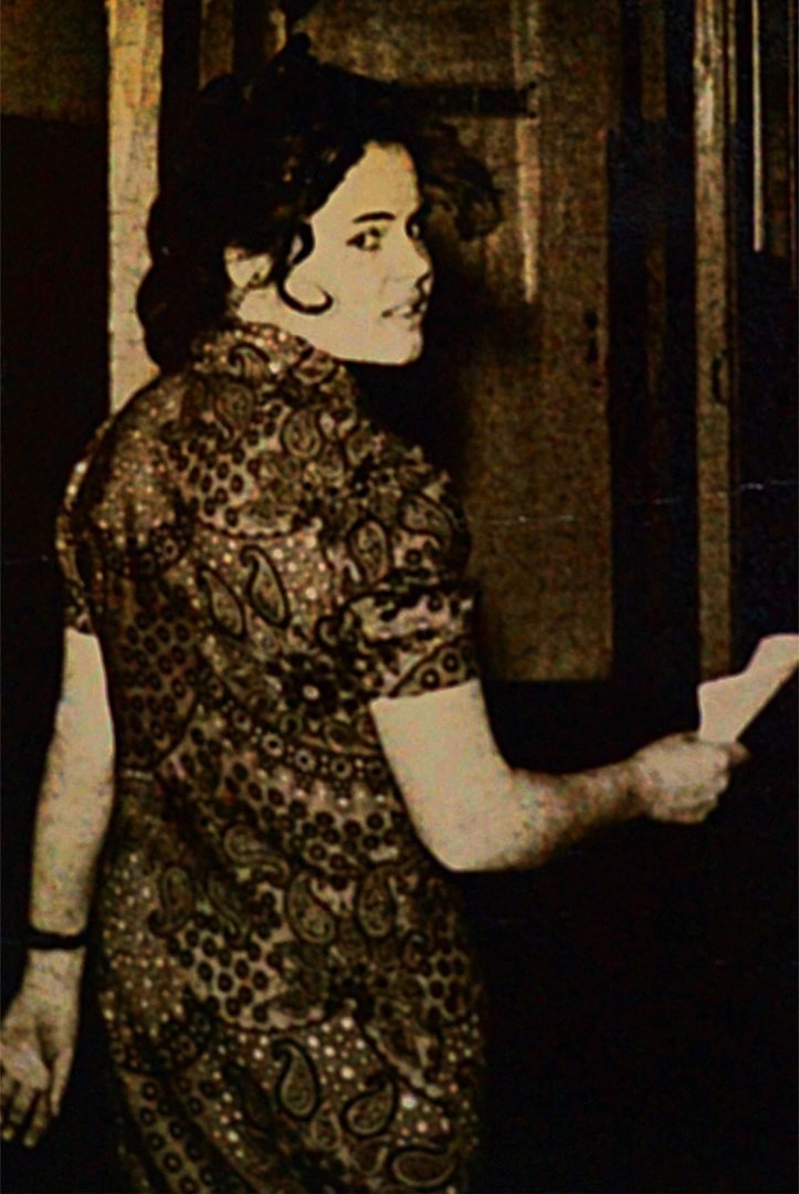 МОЛОДАЯ И КРАСИВАЯ 🥲😍