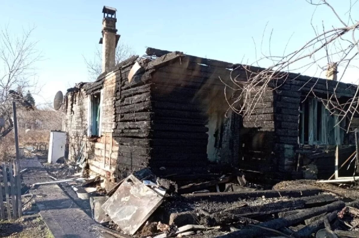    В Хабаровском крае пожар лишил крыши над головой две семьи