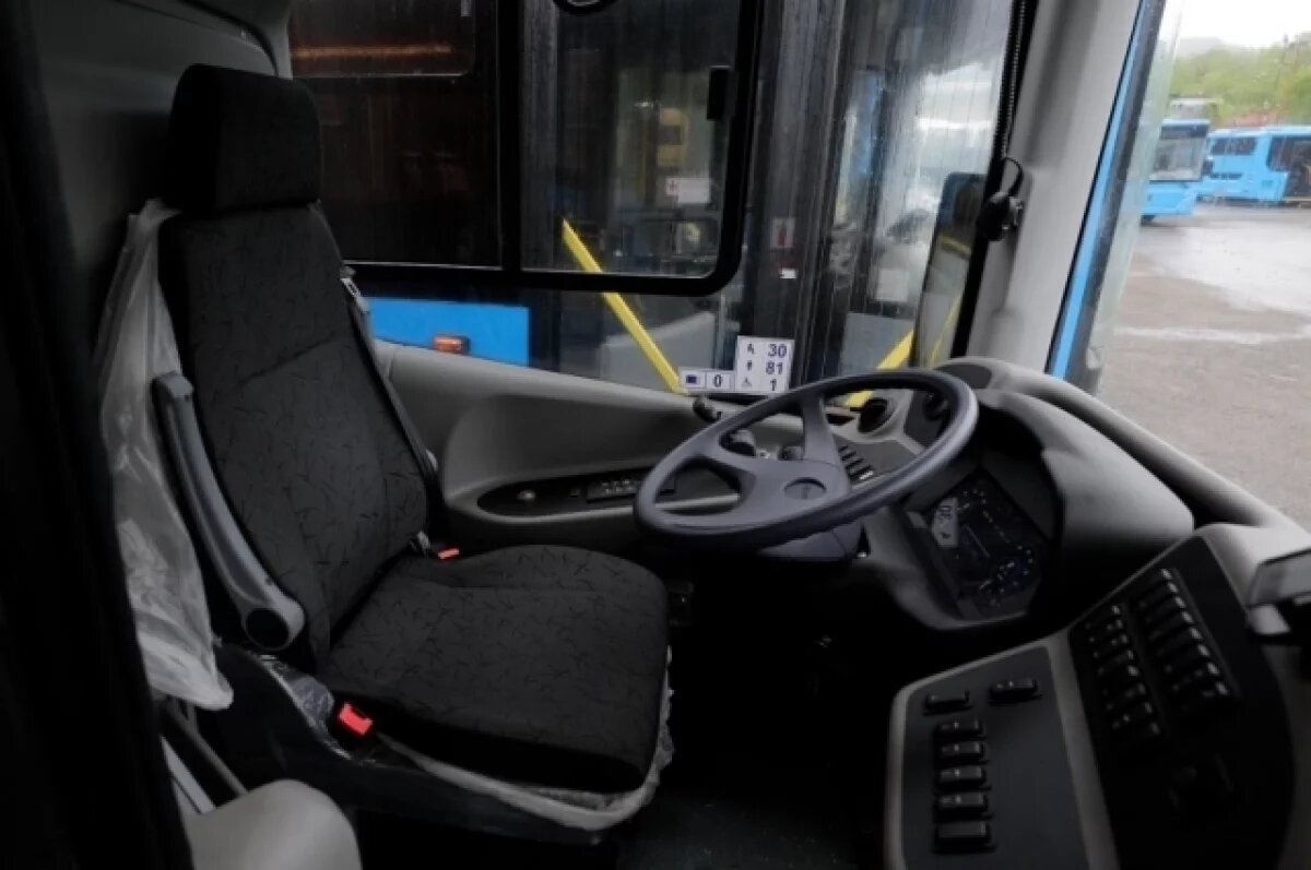    Нехватка водителей автобусов не решилась