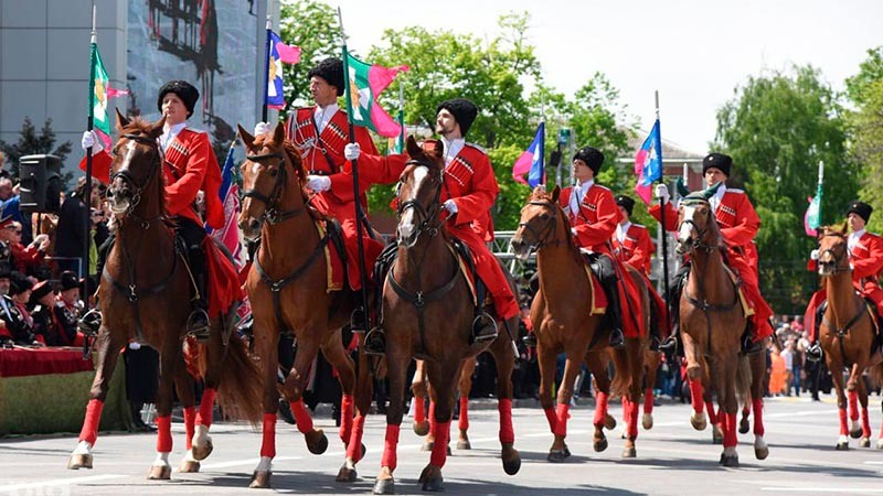    День кубанского казачества отмечают сегодня в Краснодарском крае и еще двух регионах