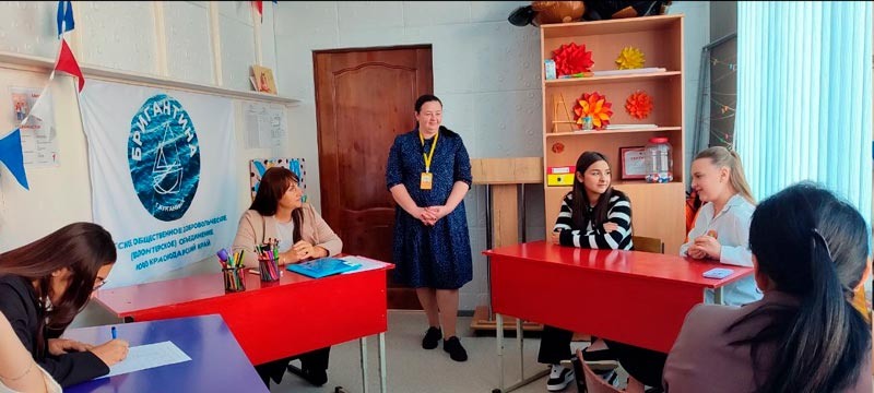    Школы готовятся к выборам лидеров