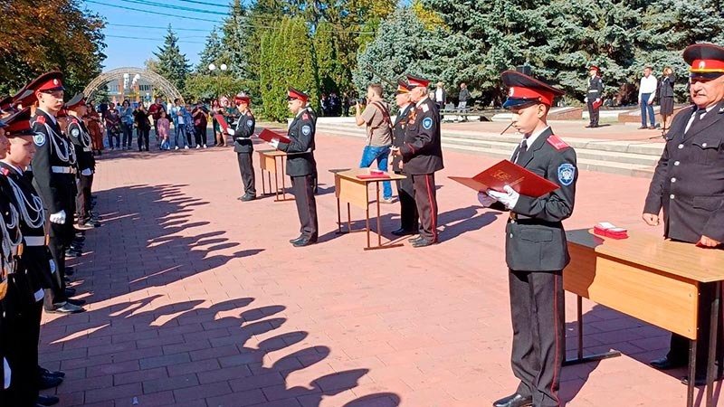    Посвятили в кадеты