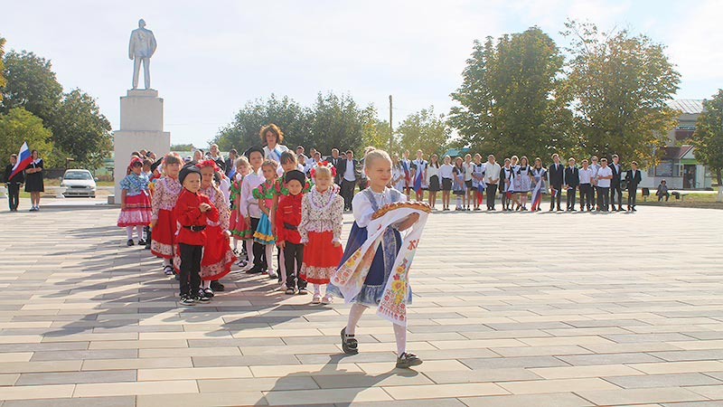    Станицу украшают… местные инициативы!