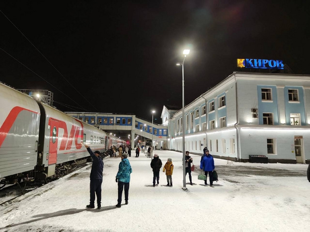    Труппа кировского драмтеатра отправилась на гастроли в Москву