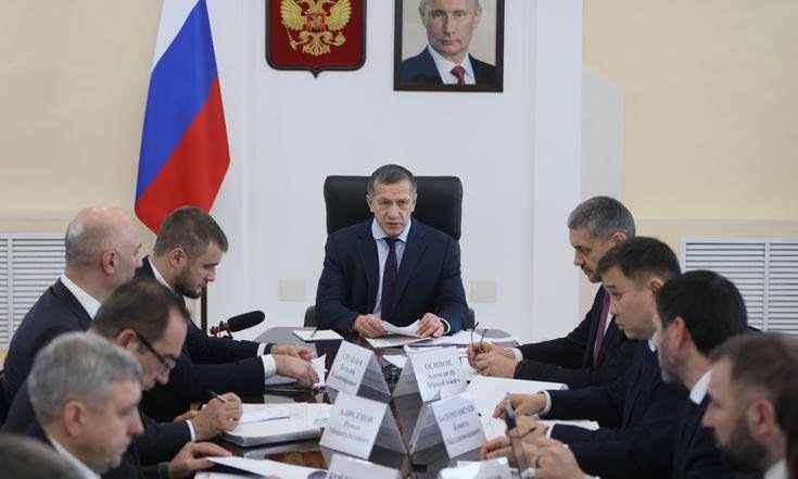 Новый инвестпроект представили Юрию Трутневу в ходе совещания в Чите / Фото: пресс-служба полпредства в ДФО