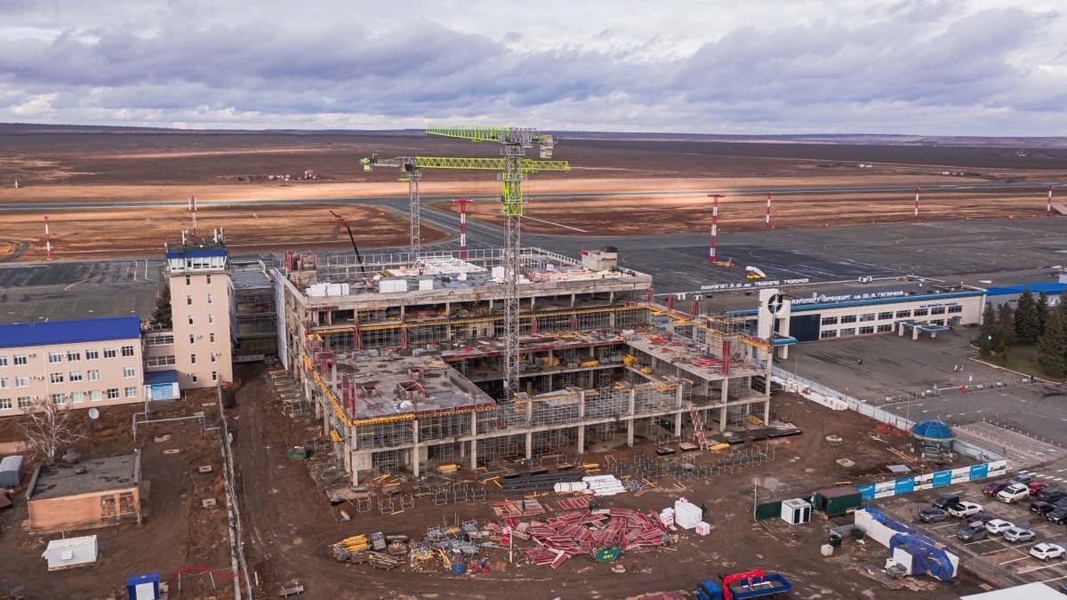  📷    Здание аэропорта Оренбурга становится ажурным: Фото со стройки нового терминала   Белов Михаил Александрович