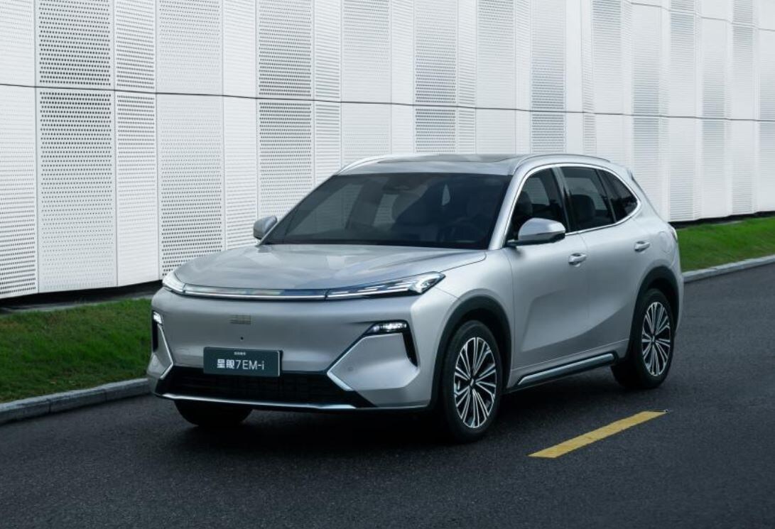 Фото Geely  📷
