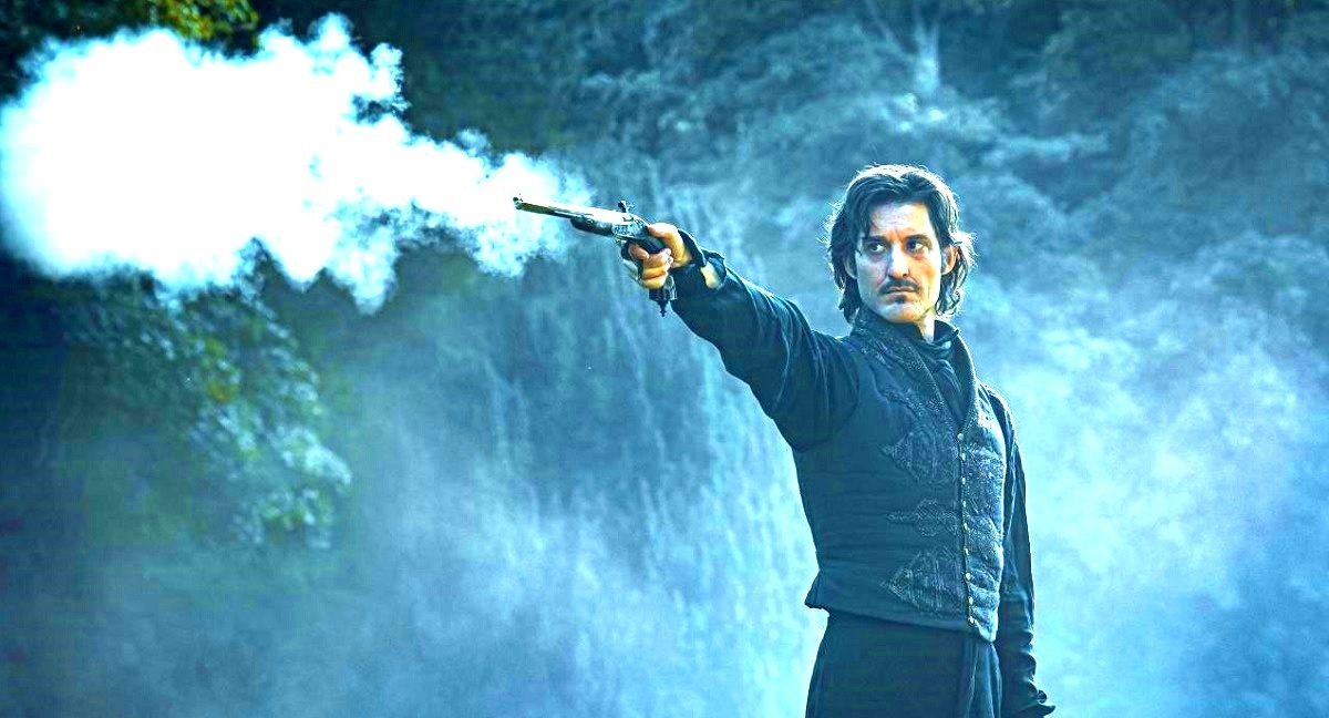 ...А потом изобретут бездымный порох, но упрямое человечество всё равно найдёт, чем коптить земную атмосферу. 