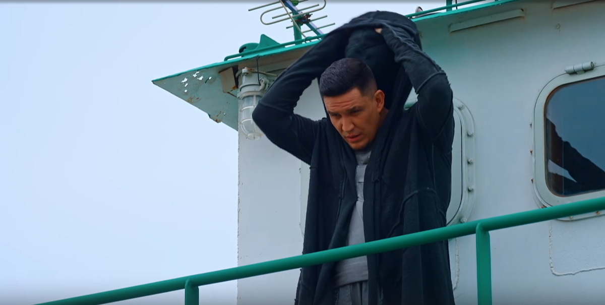 скриншот из видео