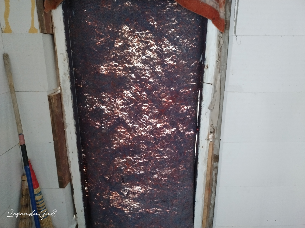 Несмотря на просветы, ветер держит