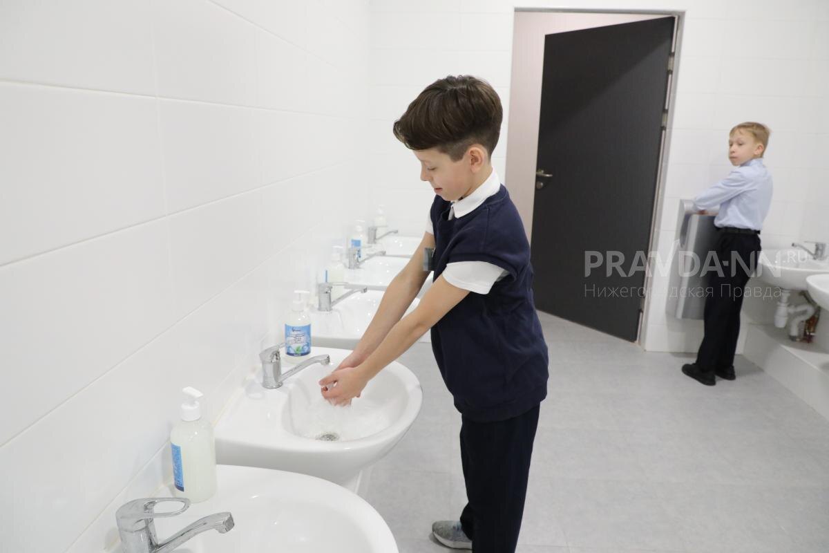    Для профилактики медики рекомендуют мыть руки после туалета и перед едой