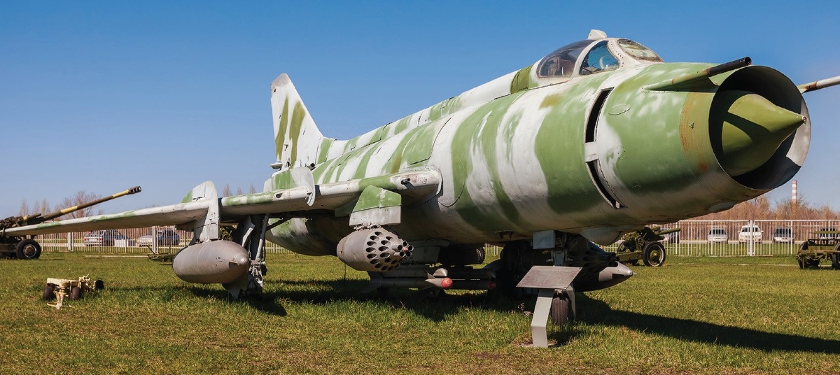 Картинка из свободных источников.  Су-17