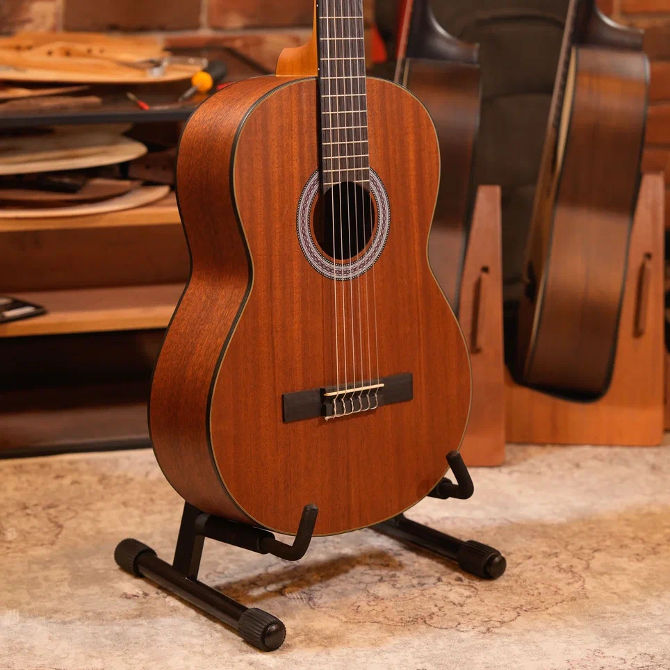 Классическая гитара J. Karlsson CM-1