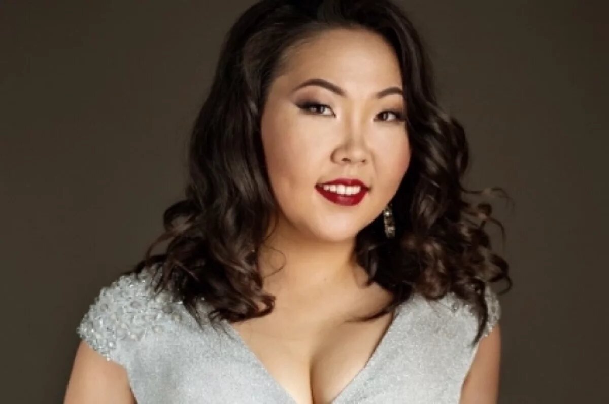    Умершая в 36 лет солистка Ринчинова была на седьмом месяце беременности