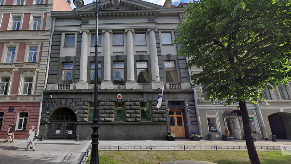    Особняк на улице Чайковского, 71, в Петербурге теперь занимает генконсульство Казахстана. Автор фото: google.com/maps