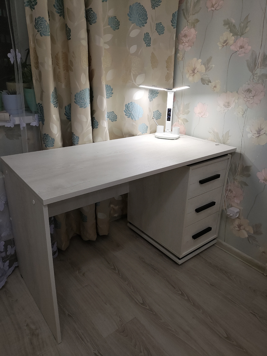 Хофф, письменный стол Oslo