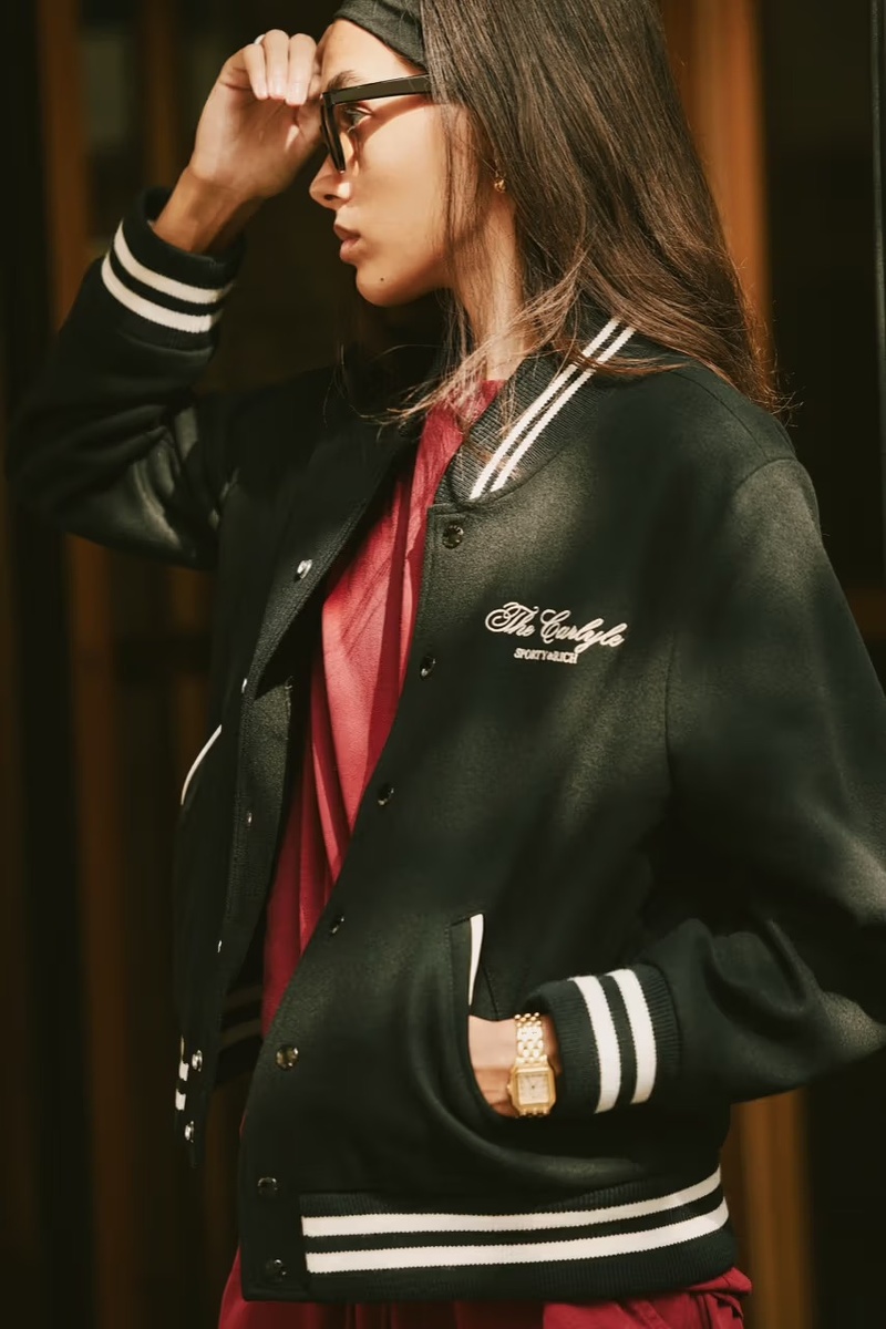    Sporty & Rich выпустил коллаборацию с отелем Carlyle (фото 3)