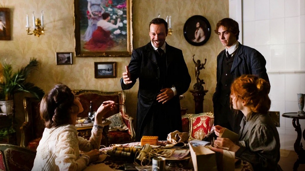 Листайте вправо, чтобы увидеть больше изображений