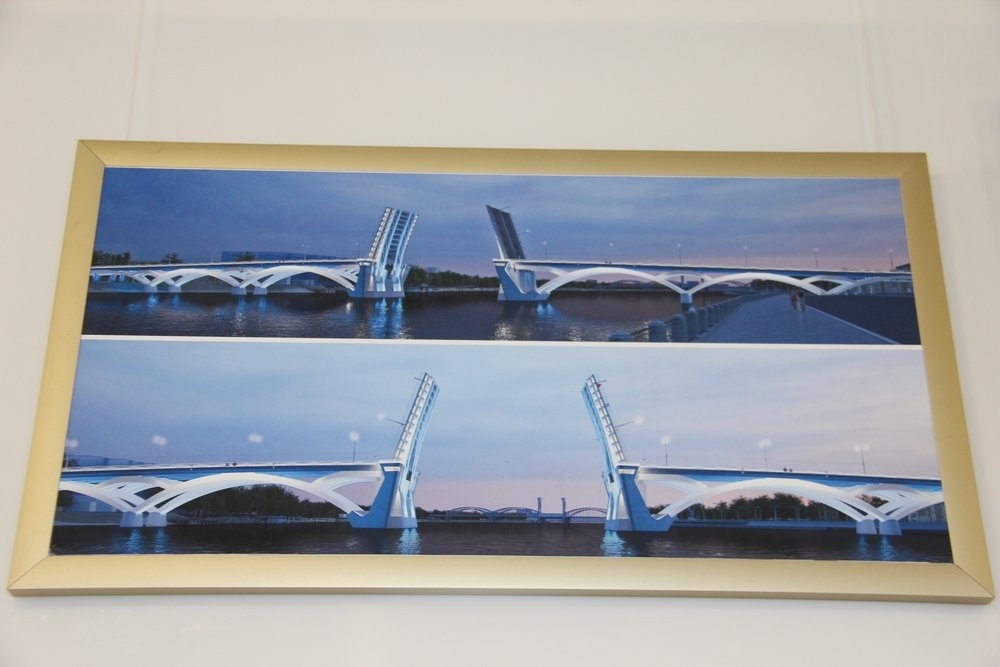     Началась сборка первых пролетов Большого Смоленского моста в Петербурге