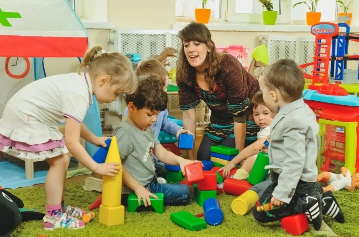 Волшебный мир детского творчества: сказки, стихи и развивающие игры для современных детей