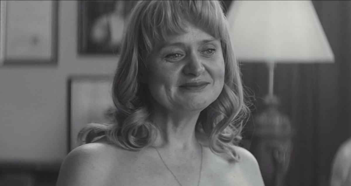 Кадр из х/ф "Чувства Анны" (реж. А. Меликян, 2023 г.)