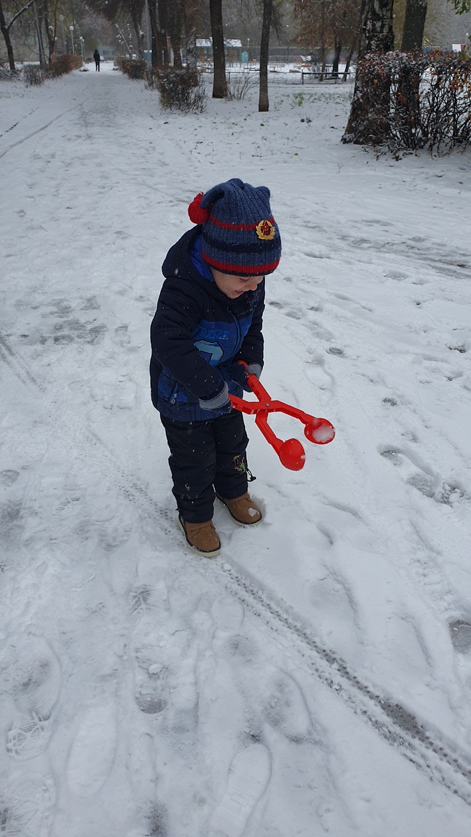 Игорек со снеголепкой