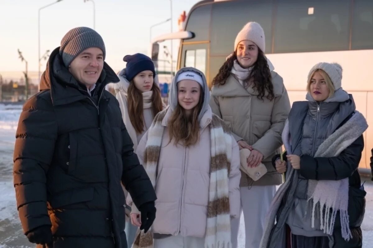    Дмитрий Артюхов встретился с участниками проекта «Здесь начинается космос!»