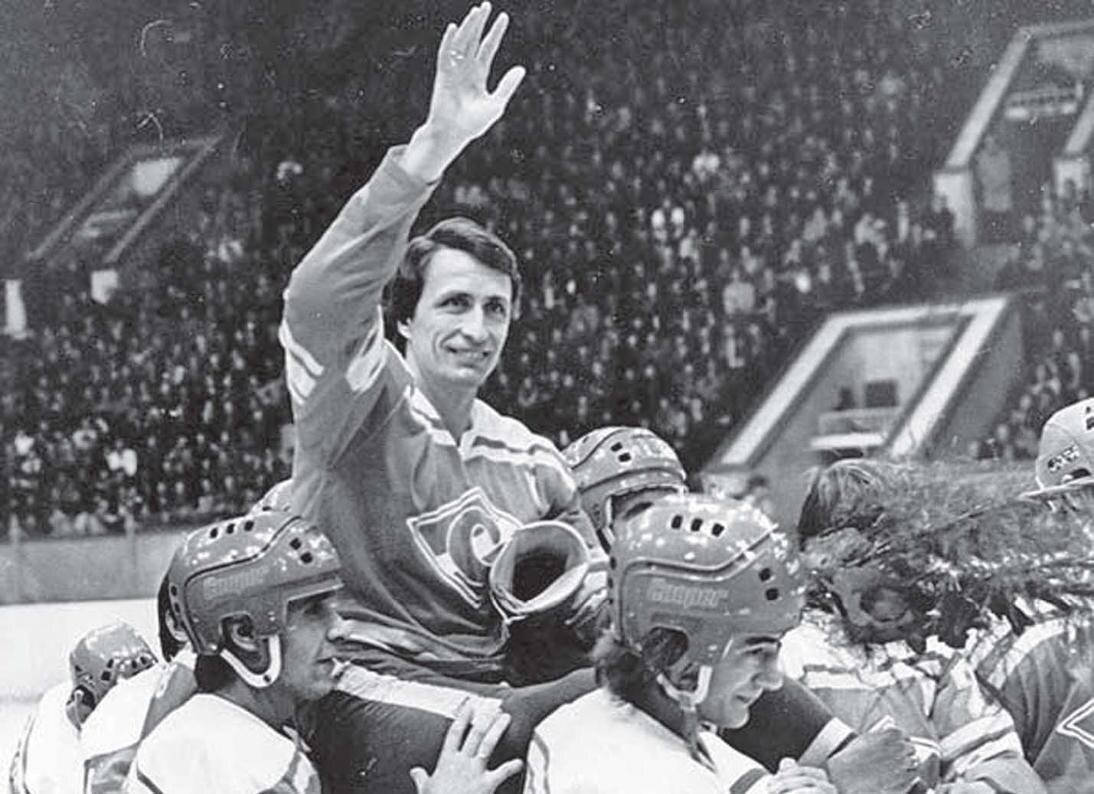 Фото с яндекс.картинки (Чествование спартаковца А.Якушева)