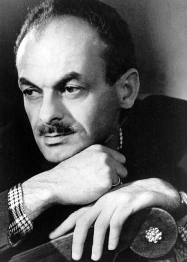 Булат Окуджава (1924–1997). Источник: Культурный центр «Дом Булата» на Арбате