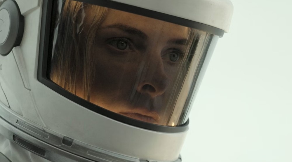     Кадр из 2 сезона сериала «Укрытие» (2024)