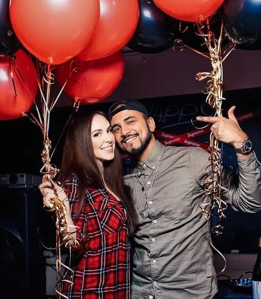 Натан с женой Анастасией Швецовой. Фото: соцсети