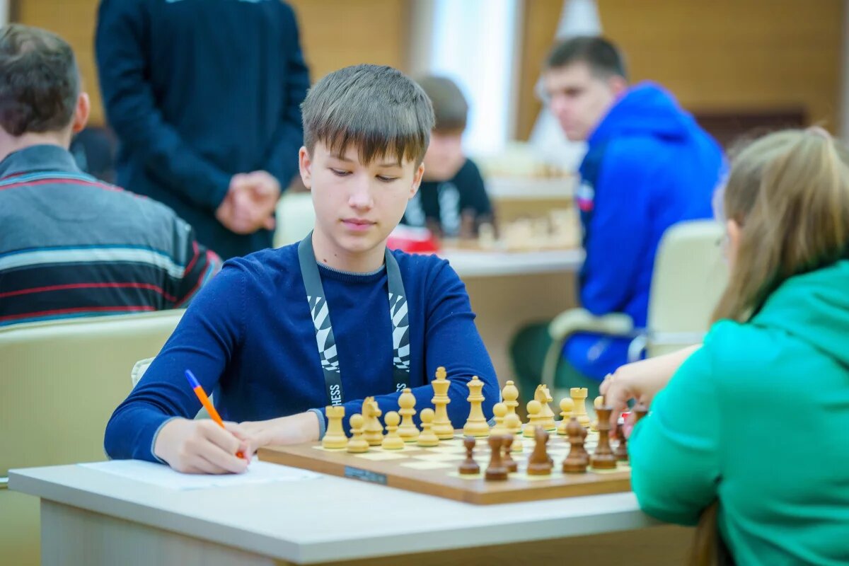    Заявки на участие в турнире подали 43 спортсмена.