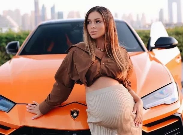 Фото: социальные сети. Певица Нюша не так давно откровенно призналась, что пережила измену мужа во время беременности. Пара развелась.