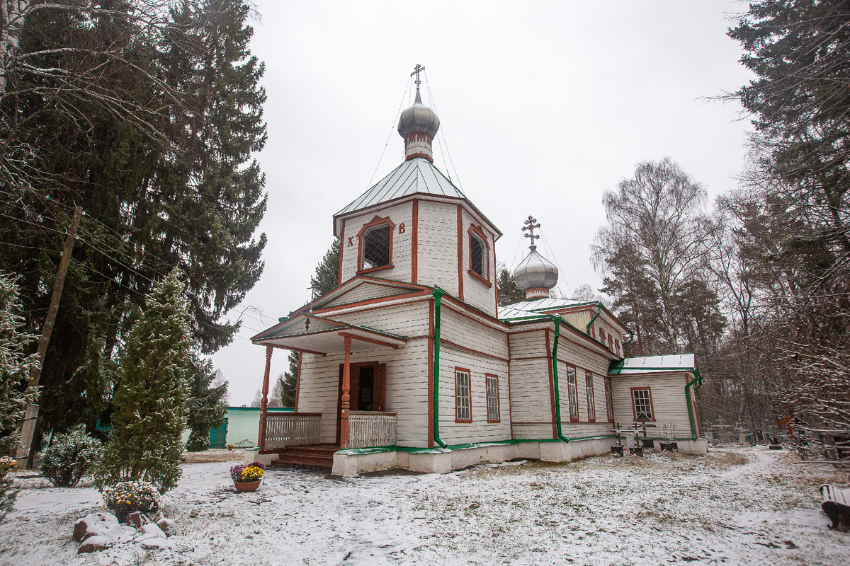 Храм Параскевы Пятницы. Село Великодворье, муниципальное образование Великодворский, Гусь-Хрустальный район, Владимирская область. Фото автора статьи 