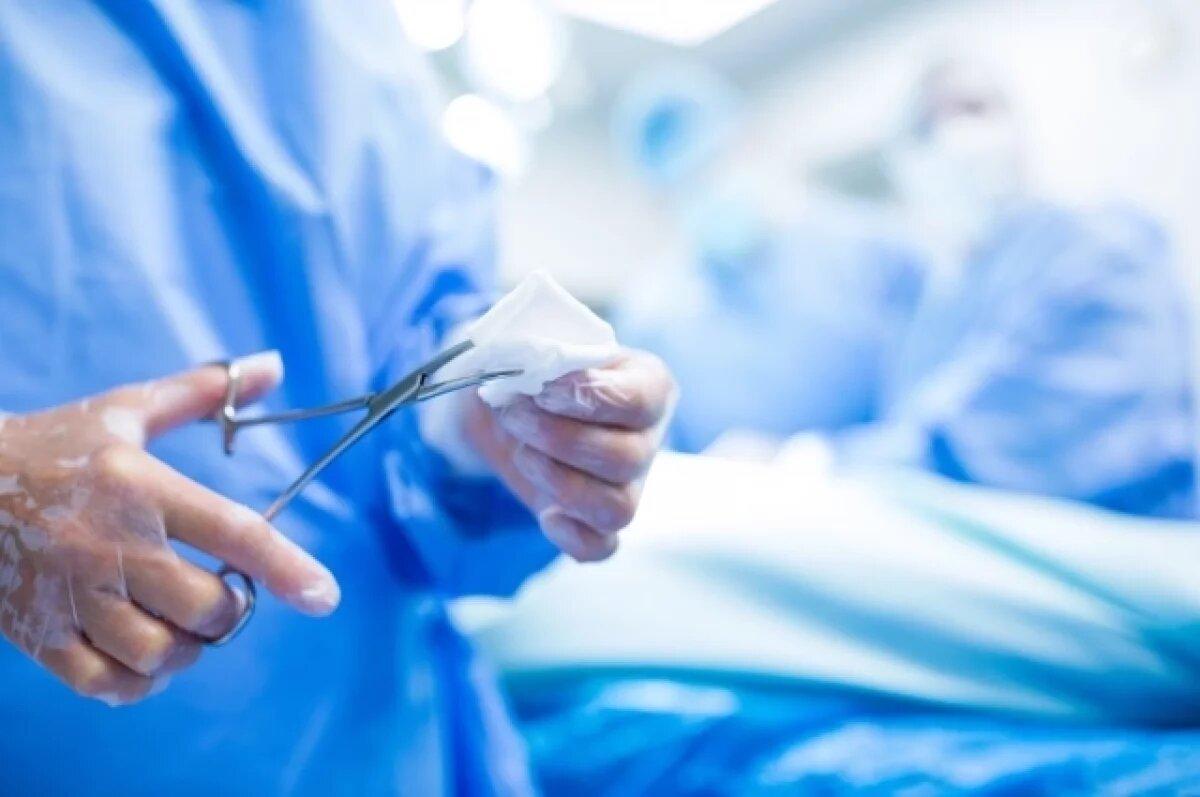    Операция продолжалась 2,5 часа, деформацию грудной клетки удалось полностью исправить