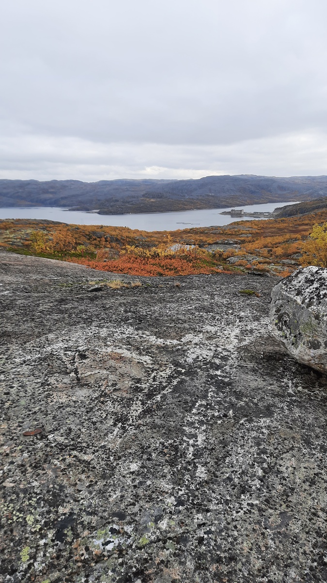 Вид на бухту с одной из скал