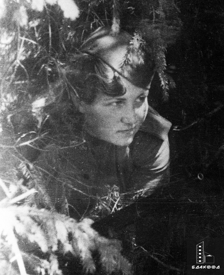 Курсантка группы разведчиков 90-й специальной школы партизанских кадров при ЦК КП (б) — часть курсантов этого подразделения была заброшена в 1942-1943 годах в БССР, весна 1942 г.