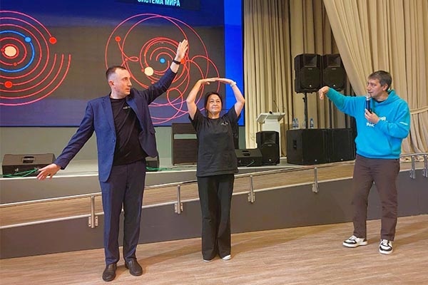    Победитель первого сезона телевизионного проекта «Классная тема!» Аслан Зарифович Кашежев. Фото: Региональный институт развития образования ЯНАО