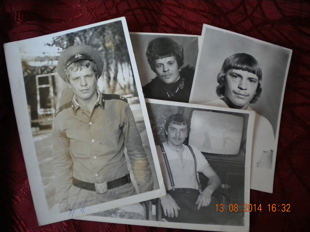 На память о родном отце у меня осталось несколько фотографий