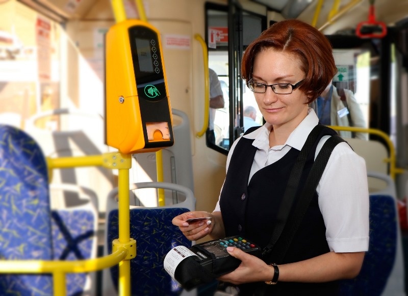 У контроллеров есть ряд правил и ограничений, которым они должны придерживаться