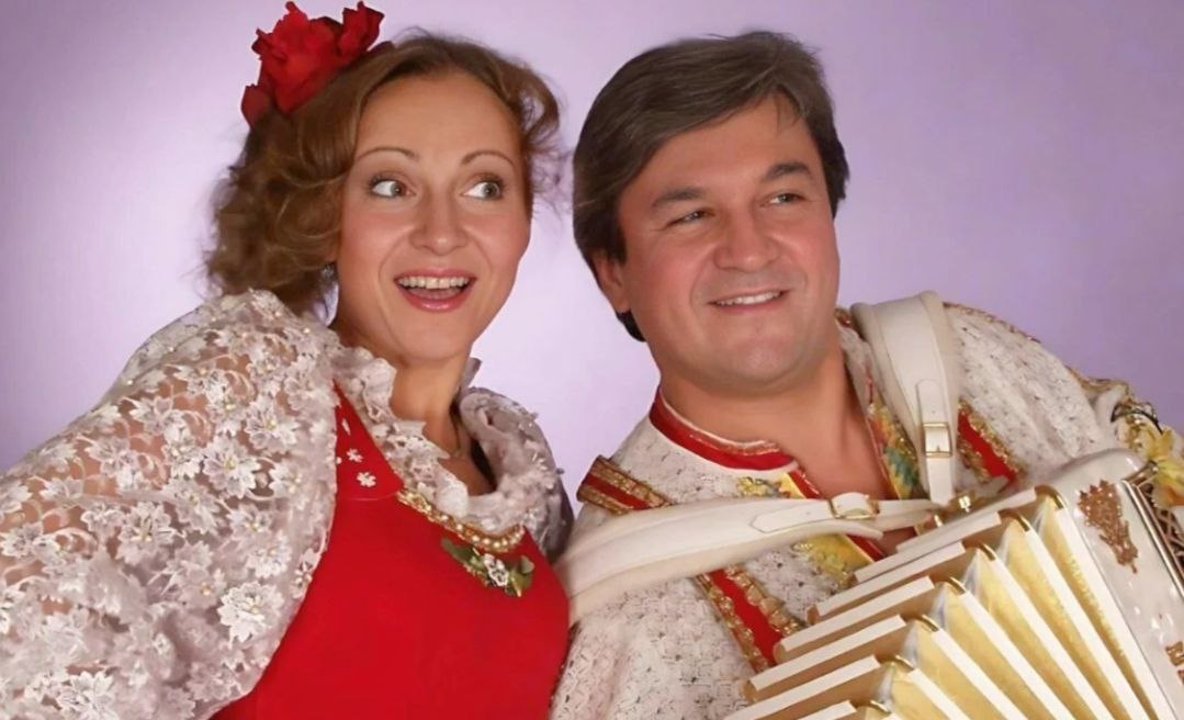 на фото Валерий Семин и Елена Василек