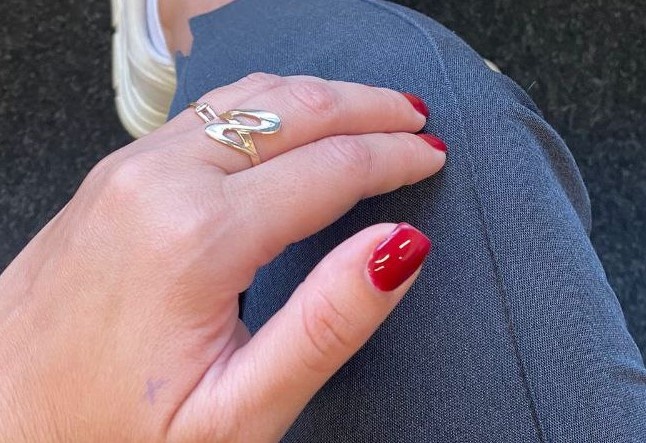 К чему чешутся колени