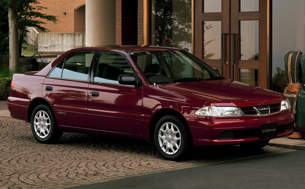 фото взято из https://auto.ru/cars/new/group/toyota/carina/6476745-6476746/about/