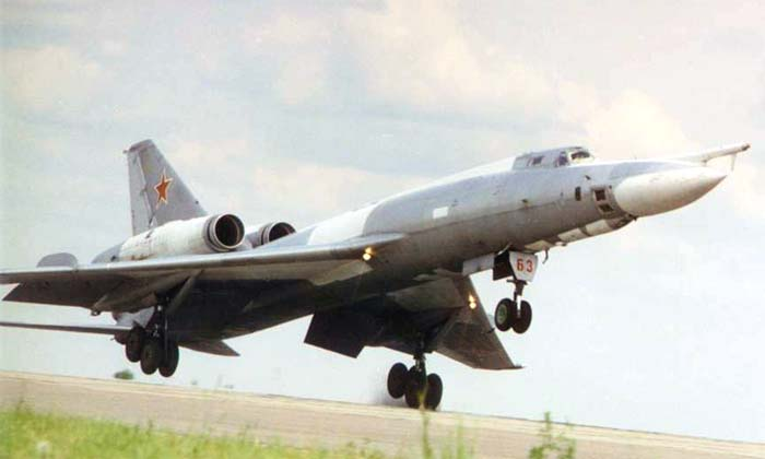Ту-22 (точнее Ту-22КД). Источник фото: https://airwar.ru/enc/bomber/tu22k.html