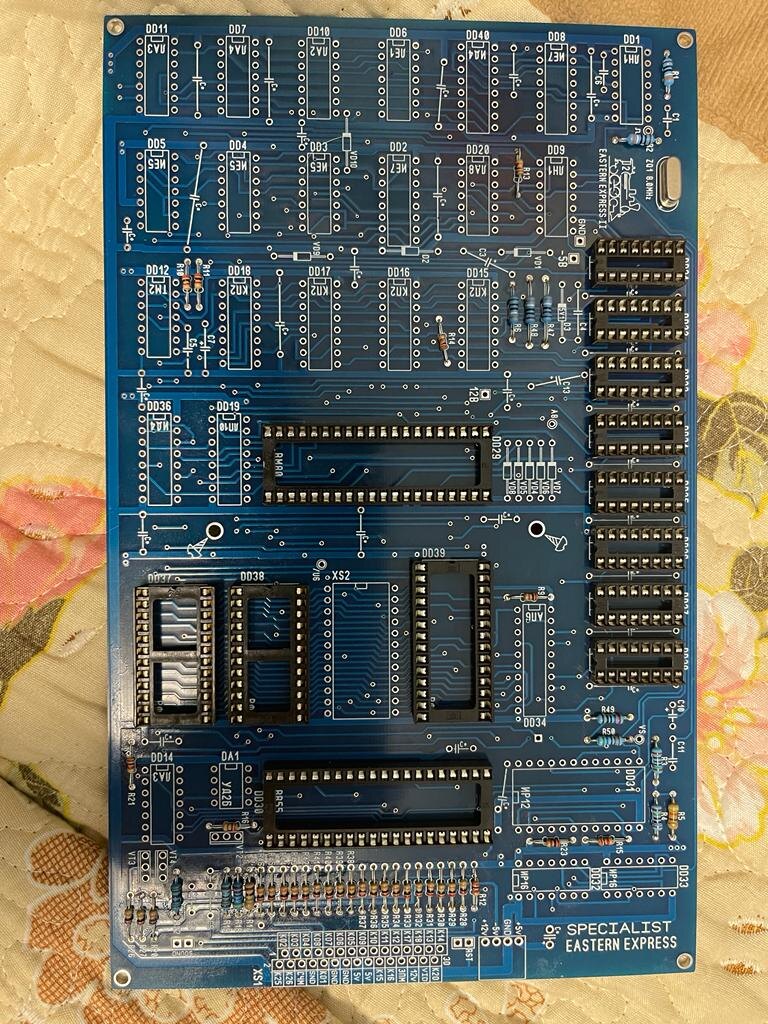 Основная плата ретро компьютера "Специалист" версия "Восточный Экспресс"