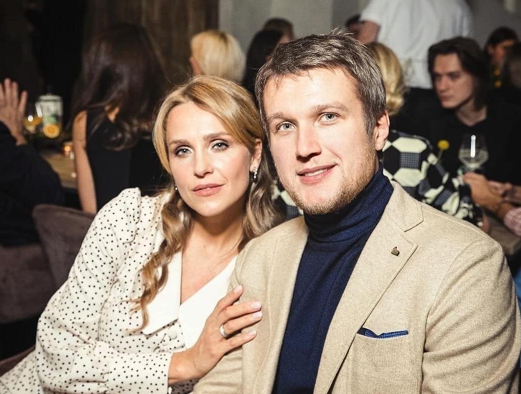 Анатолий Руденко с женой Еленой Дудиной