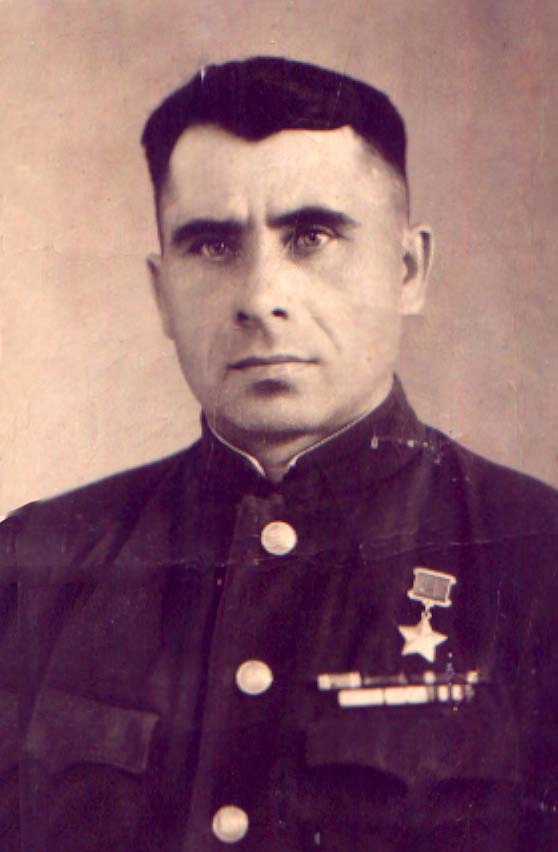 Боженко Александр Гаврилович. Фото с сайта pamyat-naroda.ru