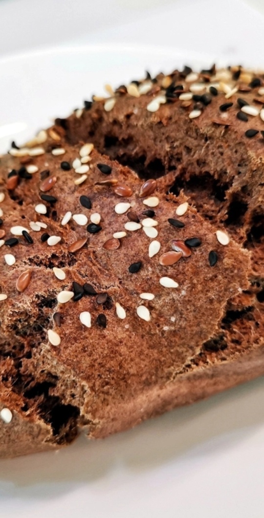 Можно присыпать семечками