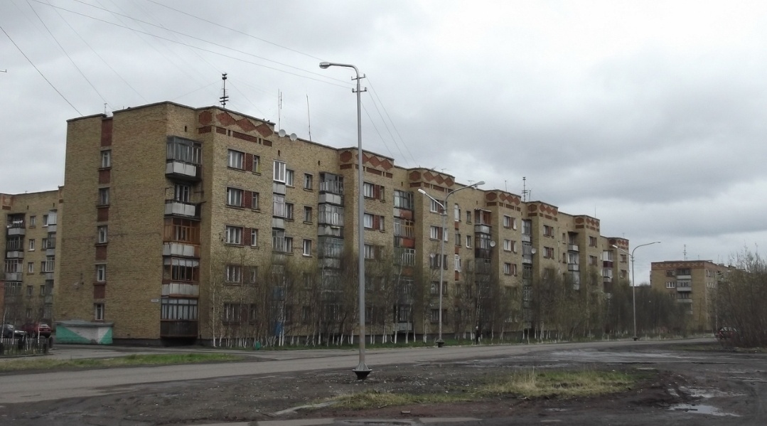 Типичная 5-этажка в Инте. Фото - СТА.